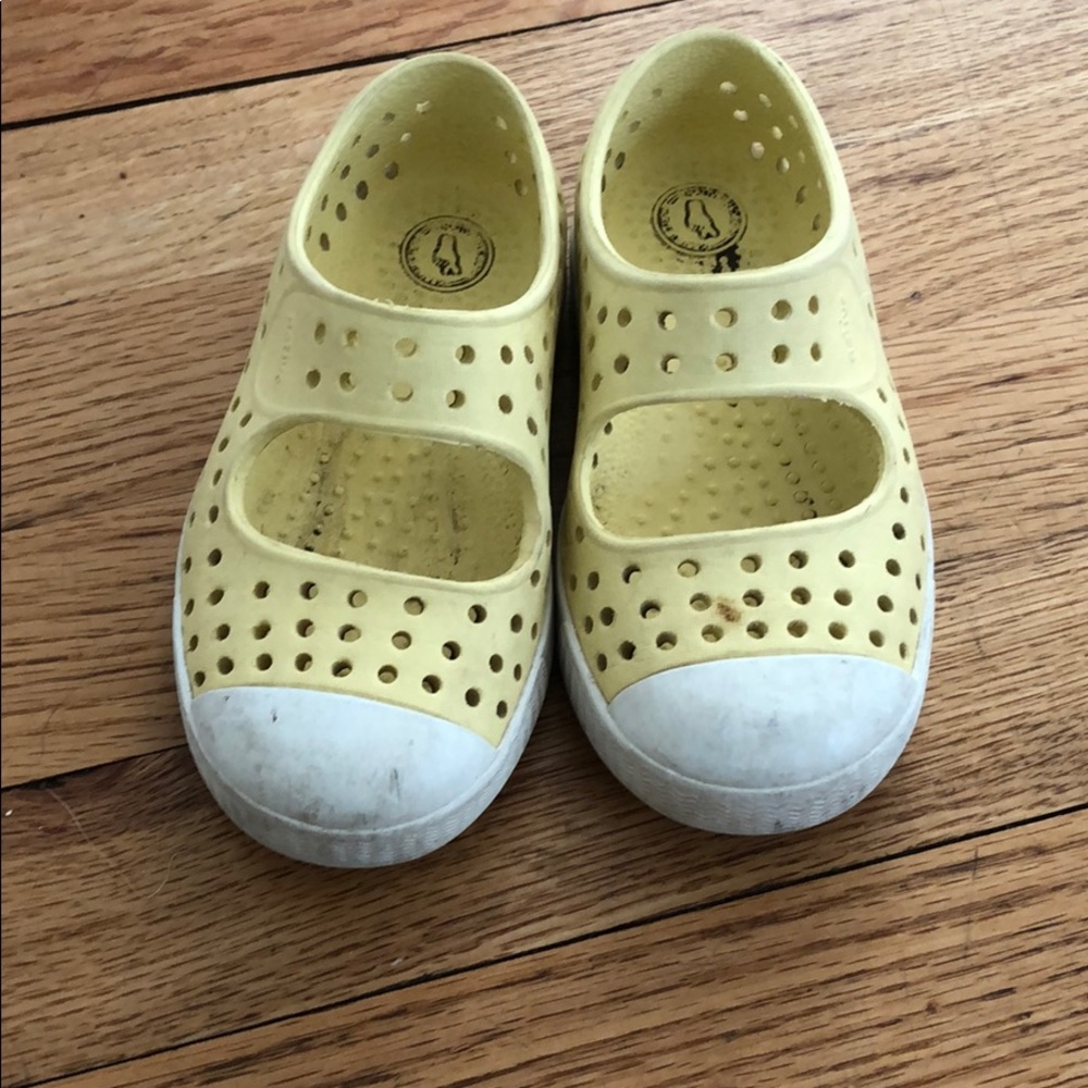 Water shoes